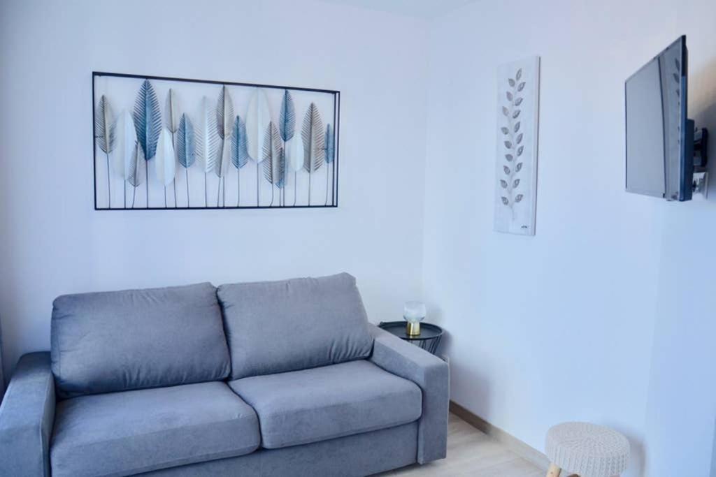 Dolmen Adrien 4 *